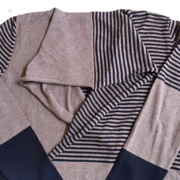 NWT. The Limited Multi color sweater with high back neck & open front design. - Picture 4 of 6